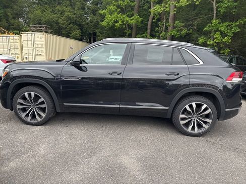 Used 2023 Volkswagen Atlas Cross Sport SEL Premium R-Line AWD/4WD image 18