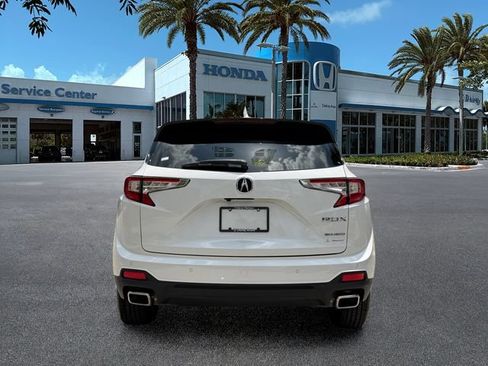 Certified 2025 Acura RDX SH-AWD w/ Technology Package image 6