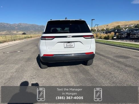 New 2025 Jeep Grand Cherokee Laredo w/ Luxury Tech Group I image 5