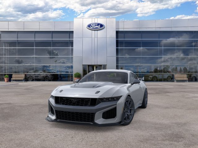 New 2026 Ford Mustang Dark Horse SC w/ Carbon Fiber Exterior Package RWD image 2
