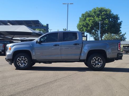Used 2022 GMC Canyon AT4 w/ Trailering Package AWD/4WD image 4