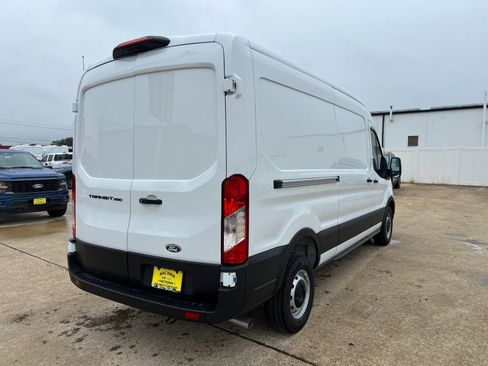 New 2026 Ford Transit 250 148 Medium Roof w/ Load Area Protection Package RWD image 3