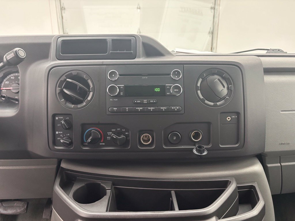 Used 2011 Ford E-350 and Econoline 350 XLT RWD image 24