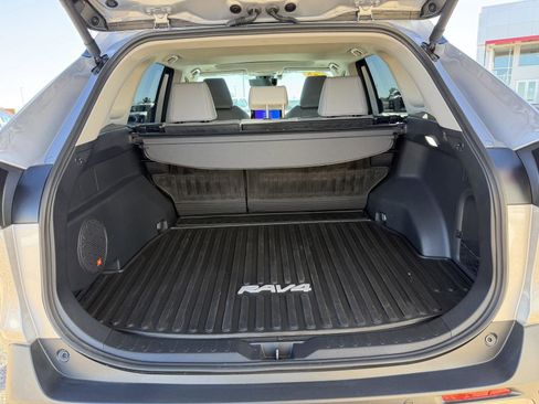 Used 2024 Toyota RAV4 Limited image 5