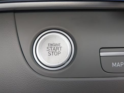 Used 2024 Hyundai Elantra Blue FWD image 19
