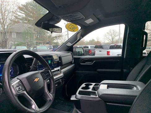 Certified 2023 Chevrolet Silverado 1500 LT image 14