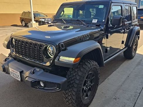 Used 2025 Jeep Wrangler Willys image 2