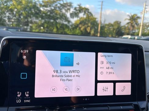 Used 2024 Volkswagen Atlas Cross Sport SE image 39