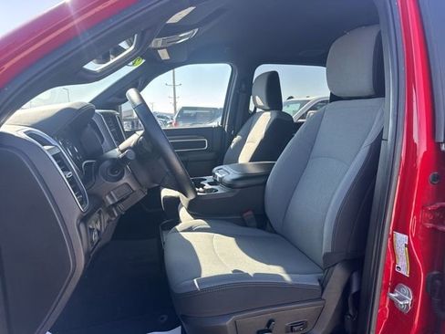 Used 2024 RAM 2500 Big Horn w/ Bed Utility Group image 10