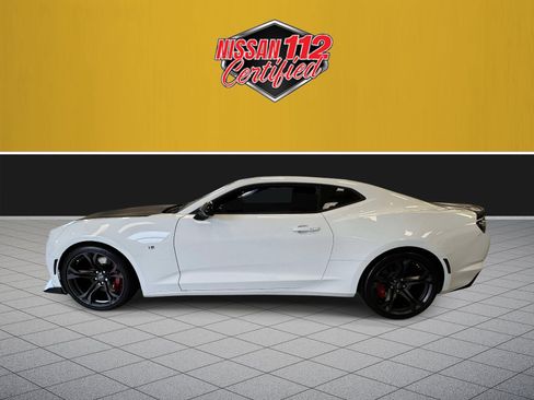 Used 2023 Chevrolet Camaro SS RWD image 8