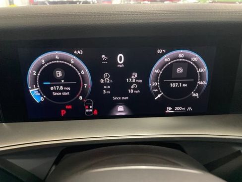 New 2026 Volkswagen Tiguan SE R-Line AWD/4WD image 22