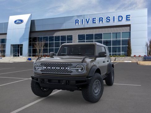New 2025 Ford Bronco Badlands AWD/4WD image 2