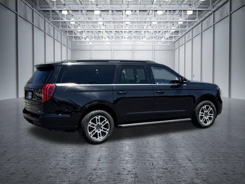 Certified 2025 Ford Expedition Max Active AWD/4WD image 18