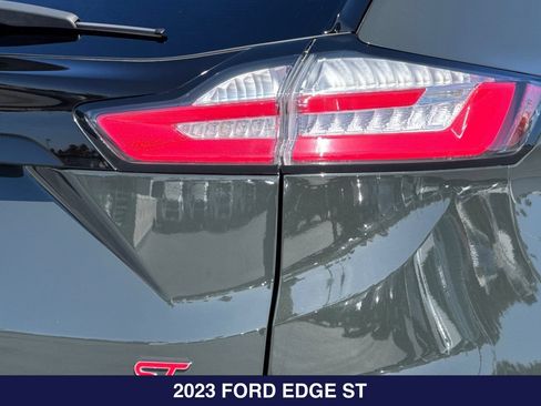Used 2023 Ford Edge ST AWD/4WD image 28