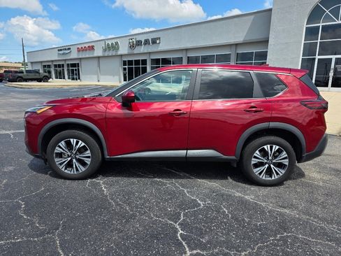 Used 2023 Nissan Rogue SV FWD image 9
