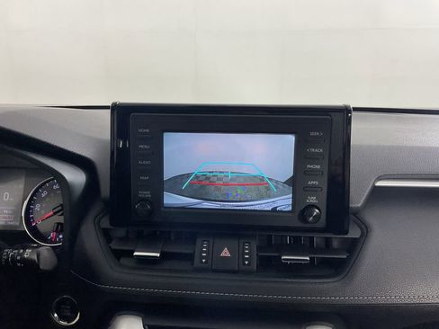 Used 2019 Toyota RAV4 XLE Premium w/ Cold Weather Package AWD/4WD image 29