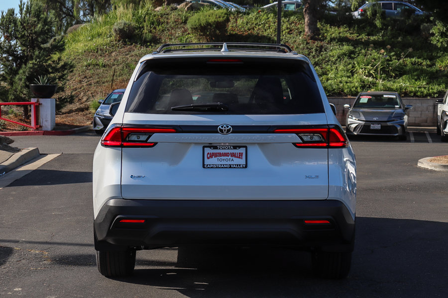 New 2026 Toyota Grand Highlander XLE FWD image 7
