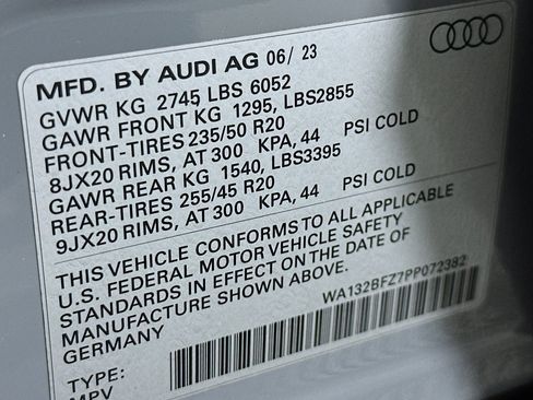 Used 2023 Audi Q4 e-tron Premium Plus w/ Premium Plus AWD/4WD image 24
