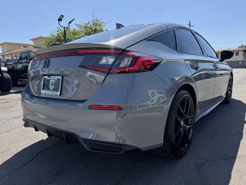 Used 2025 Honda Civic Sport image 9
