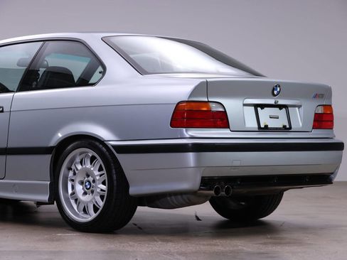 Used 1998 BMW M3 Coupe image 17
