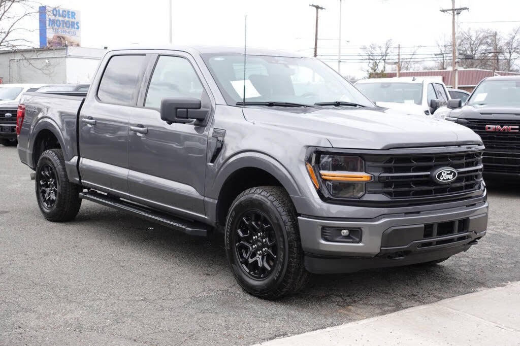 Used 2024 Ford F150 XLT w/ XLT Black Appearance Package AWD/4WD image 5
