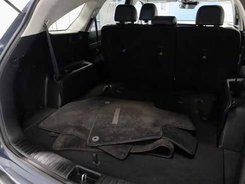 Used 2025 Kia Sorento S w/ Panoramic Sunroof Package FWD image 14
