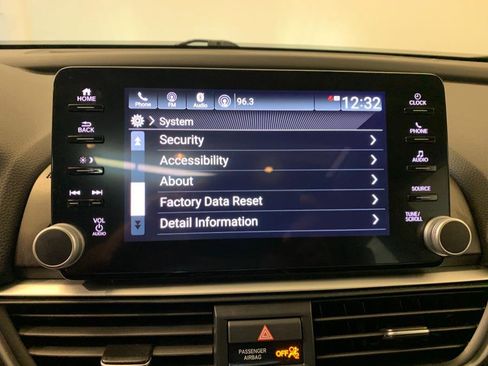 Used 2021 Honda Accord EX-L image 32