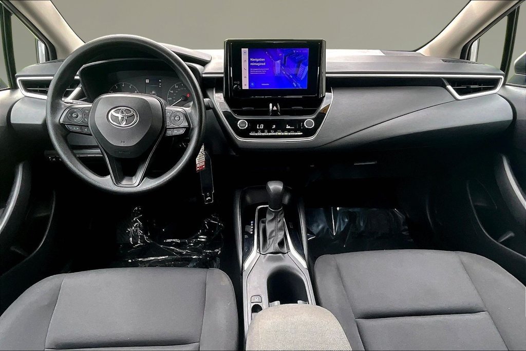 Used 2024 Toyota Corolla LE FWD image 7