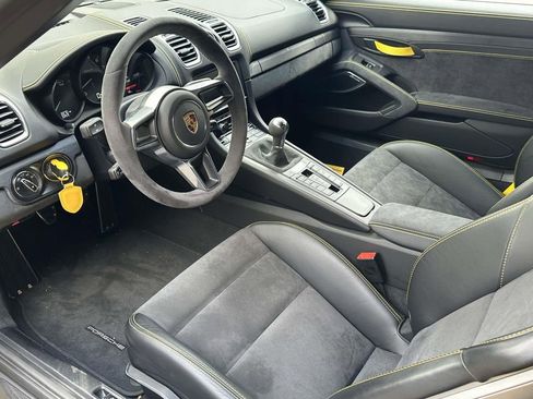 Certified 2016 Porsche Boxster Spyder RWD image 14