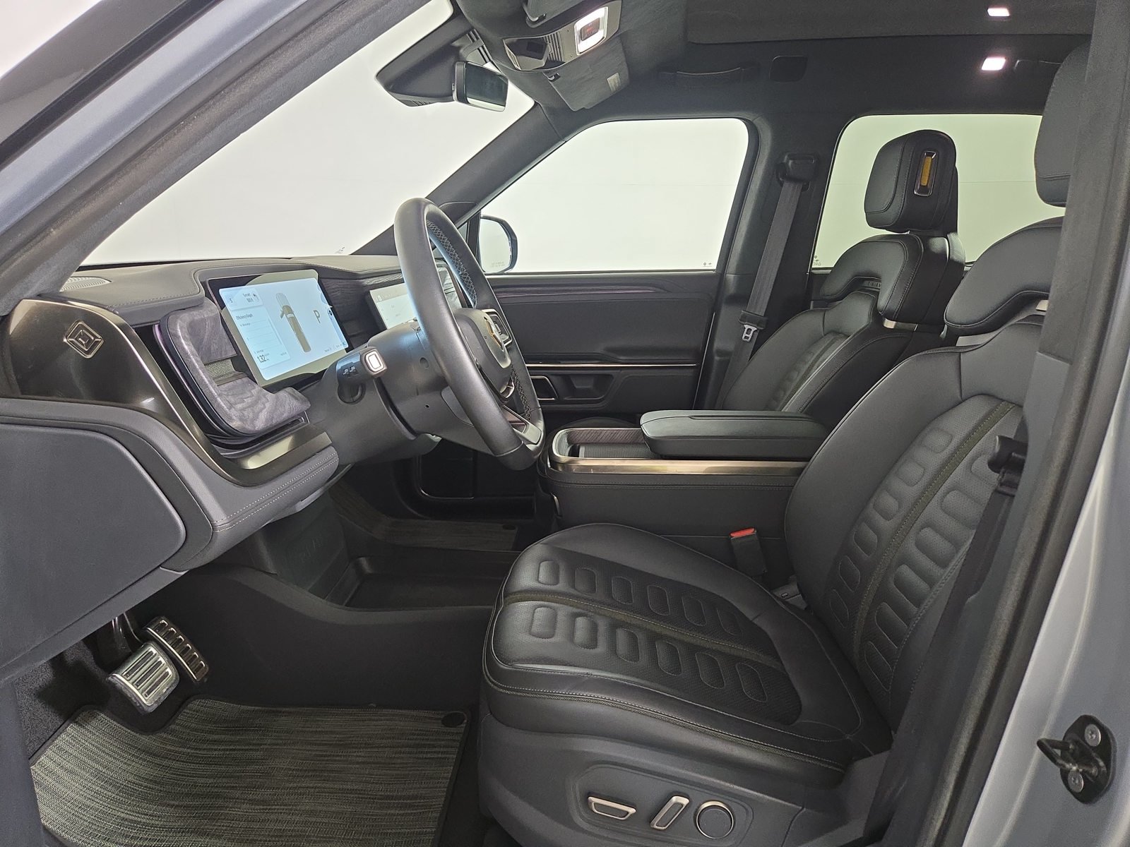 Used 2022 Rivian R1T Adventure AWD/4WD image 20
