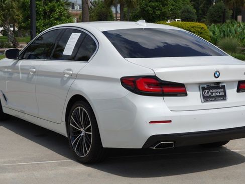 Used 2023 BMW 540i w/ Premium Package RWD image 8