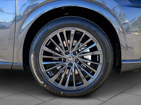 New 2026 Lexus RX 450h Premium image 9