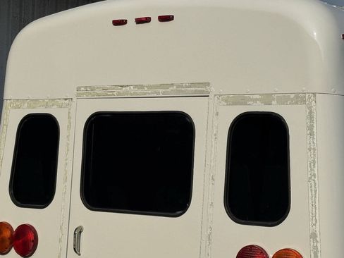 Used 2004 Chevrolet Express 3500 w/ School Bus Package RWD image 13