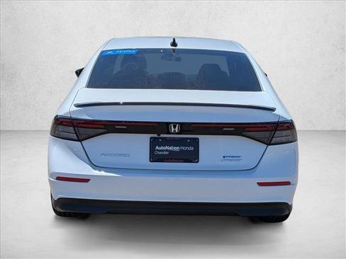 Used 2025 Honda Accord Sport image 6
