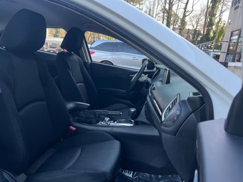 Used 2016 MAZDA MAZDA3 i Sport image 27