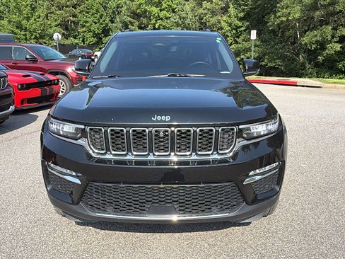 Used 2022 Jeep Grand Cherokee Limited w/ Luxury Tech Group II RWD image 3