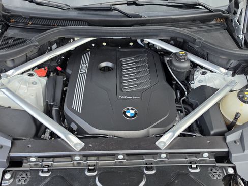 Used 2019 BMW X5 xDrive40i w/ Premium Package 2 AWD/4WD image 17