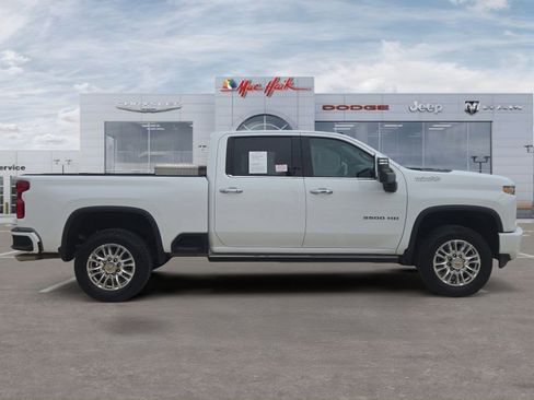 Used 2023 Chevrolet Silverado 3500 High Country w/ LPO, Dark Essentials Package AWD/4WD image 6