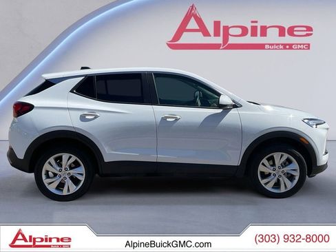 Used 2025 Buick Encore GX Preferred AWD/4WD image 5