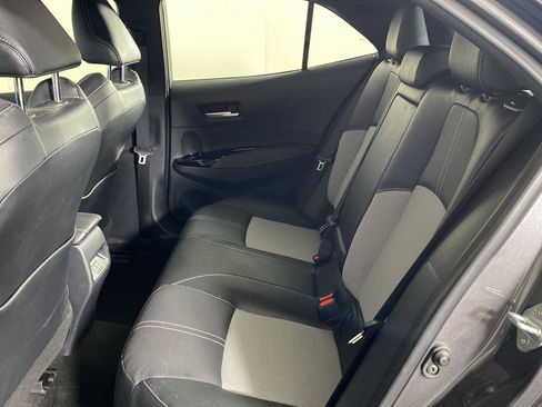 Used 2025 Toyota Corolla XSE FWD image 15