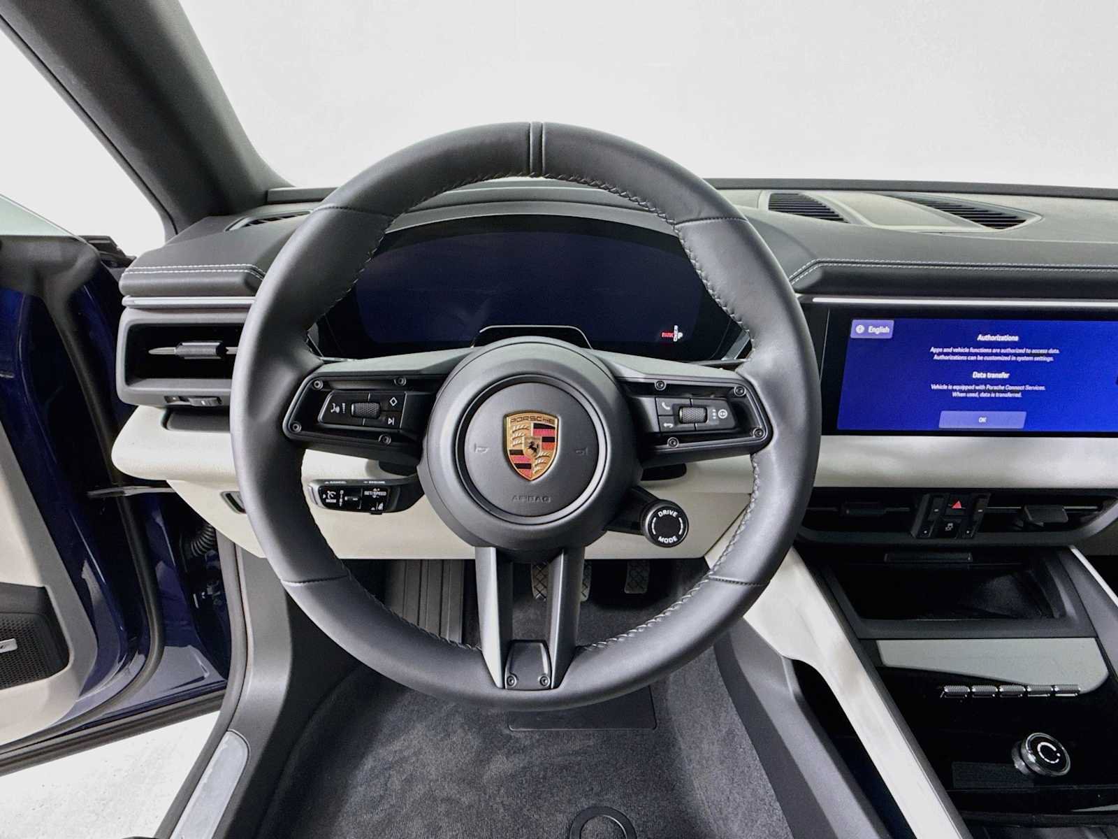 Used 2026 Porsche Macan Electric RWD image 15