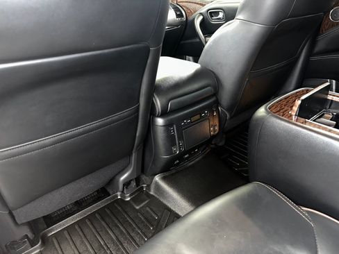 Used 2020 Nissan Armada Platinum w/ Captain's Chairs Package AWD/4WD image 24