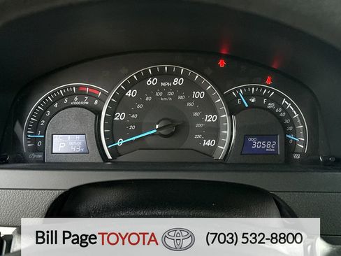 Used 2014 Toyota Camry LE image 19