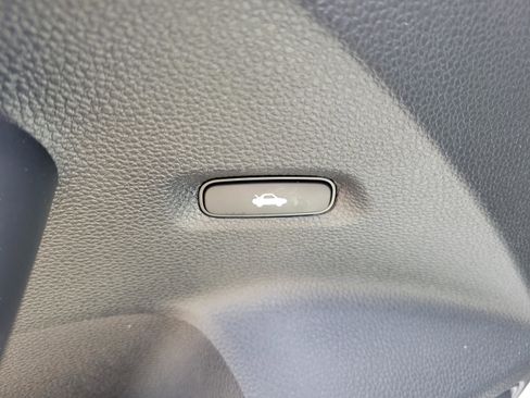 Certified 2025 Honda Civic LX image 24