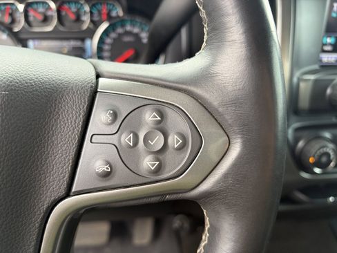 Used 2018 Chevrolet Silverado 1500 LT image 19