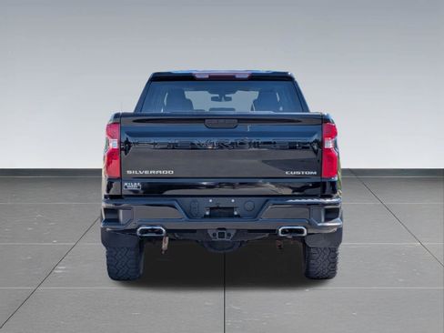 Used 2021 Chevrolet Silverado 1500 Custom Trail Boss AWD/4WD image 5