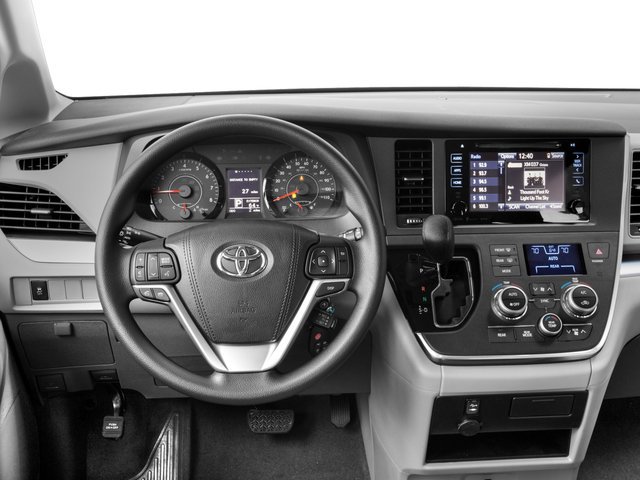 Certified 2017 Toyota Sienna LE AWD/4WD image 7