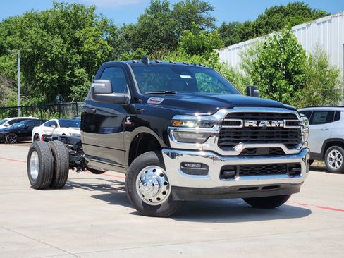 New 2025 RAM 3500 Tradesman image 6