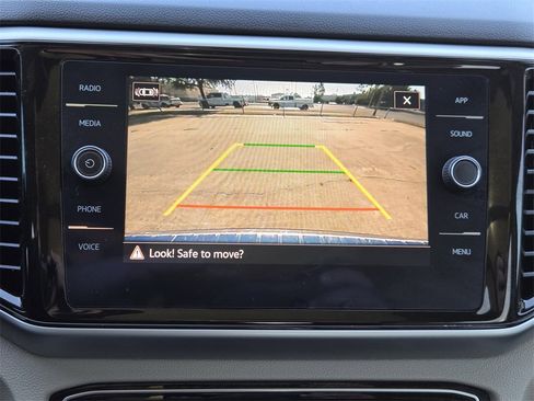 Used 2022 Volkswagen Atlas SE image 19