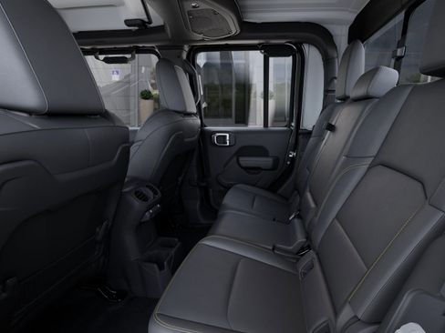 New 2025 Jeep Gladiator High Tide image 23
